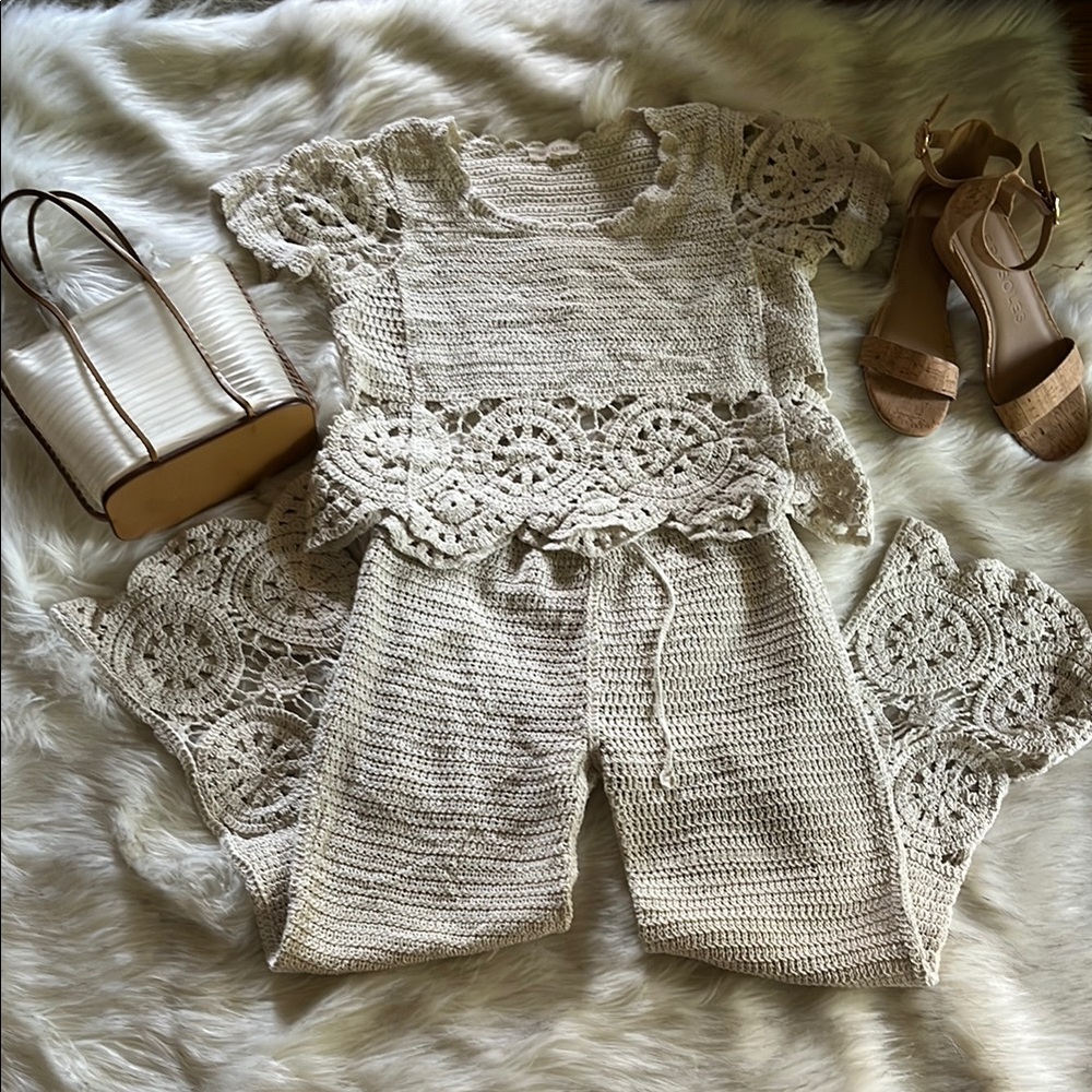 Solitaire Cream Crochet Set